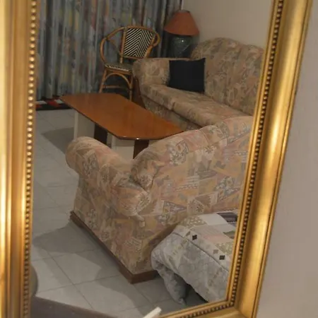 Emilia Cosy House Semesterbostad Larnaca